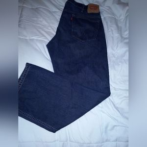 Dark Wash Men's Levi's Jean